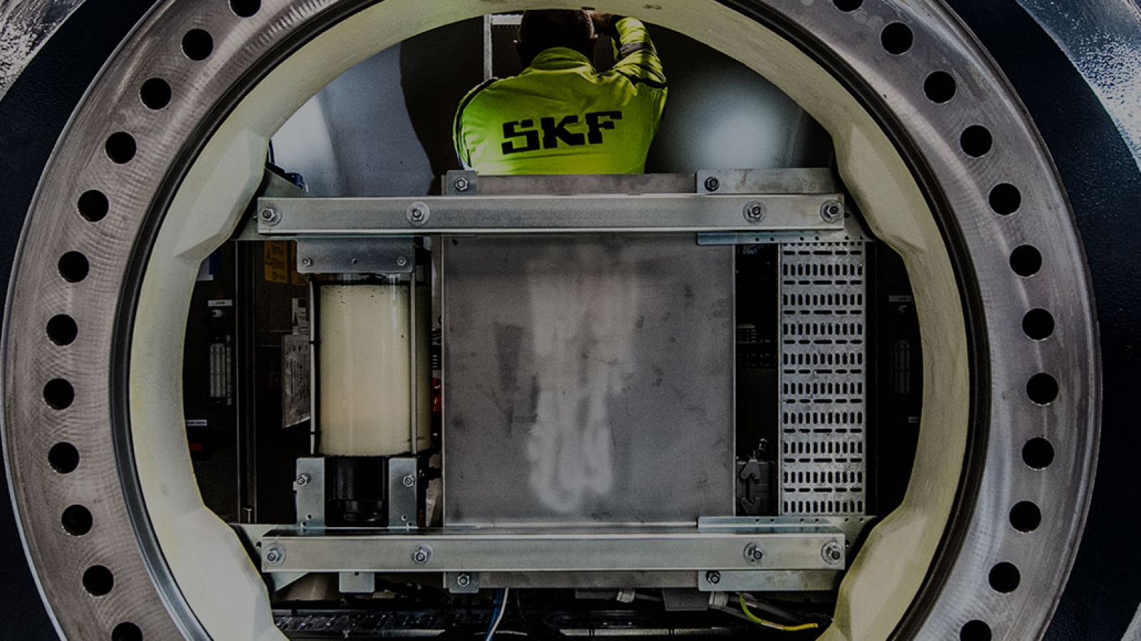 0901d19680c9c3e0-_DSC1748-2-r32_desk(1)_tcm_12-581857